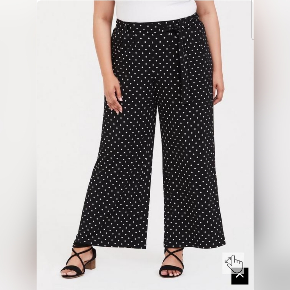 Torrid size 2 polka dot pants
